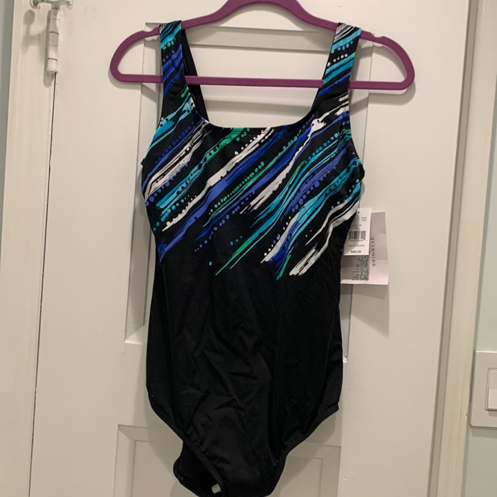 New, flattering and fashionable bathing suit.